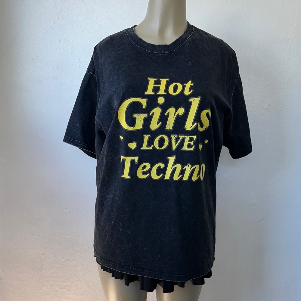 Black 'Hot Girls Love Techno' Graphic Tee - Yellow Print